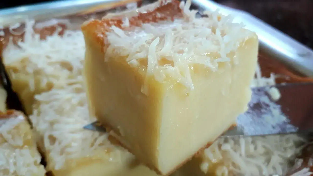 Bolo Pega Marido Cremoso com Coco