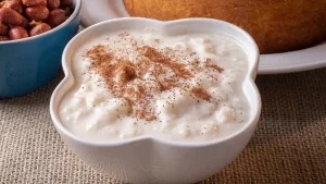 Canjica Cremosa e Irresistível: A Receita Perfeita para Aquecer o Seu Dia
