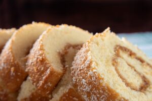 Rocambole de Doce de Leite: A Sobremesa Mais Fofinha e Irresistível para Qualquer Ocasião