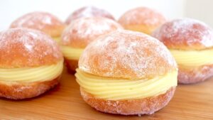 Sonho de Padaria Recheado com Creme Fica Muito Bom Veja