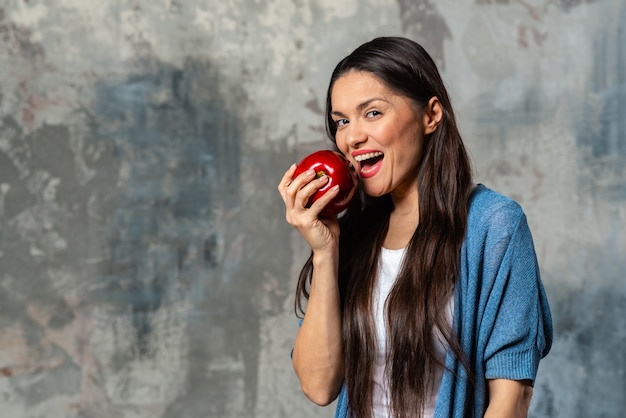 Benéficos das Frutas: Benefícios da Maçã: Para Que Serve e Como Consumir 