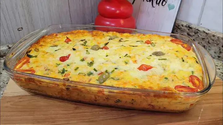 Receitas Rápidas e Fácil: Torta Cremosa de Linguiça com Arroz, Aproveite as Sobras com Sabor 