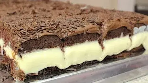 Bolo Gelado de Chocolate, Muito Gosto e Fácil de Fazer