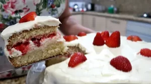 Bolo de Morango, Receita Fácil e Deliciosa Perfeita como Sobremesa
