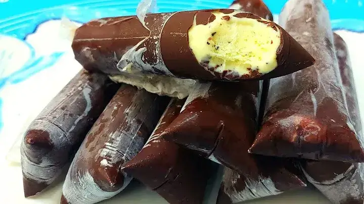 O geladinho de maracujá com casquinha de chocolate é uma delícia refrescante e irresistível. Essa...