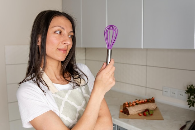 Cozinhar em Casa: Quanto Você Economiza Realmente?