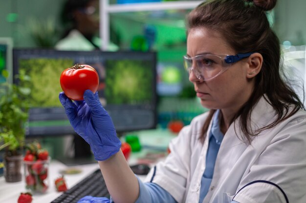 Introdução O futuro da alimentação está sendo moldado por inovações tecnológicas que transformam a maneira...