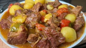 Carne Seca com Batatas: Receita Simples, Rápida e Irresistível Veja