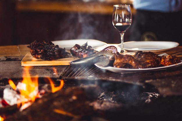 A Revolução do Grill: Como o Churrasco Se Tornou Uma Experiência Gourmet