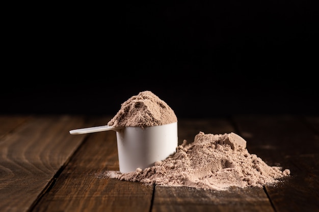 Os 7 Melhores Whey Protein em 2025: Integralmedica, Max Titanium e mais