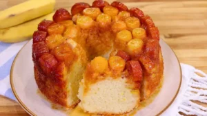 Bolo de Banana Caramelizada de Liquidificador: Fácil, Fofo e Irresistível