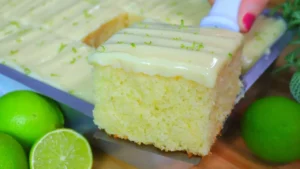 Bolo de Limão Super Fofinho e Fácil: Faça em Casa Hoje Mesmo