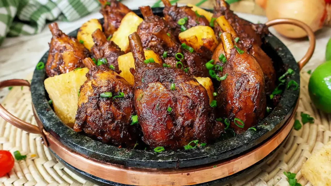 Coxa de Frango Frita com Mandioca do Jeitinho Mineiro: Sabor Incrível sem Óleo