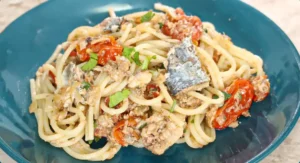 Macarrão de Sardinha Delicioso e Super Fácil: Uma Receita Prática para Qualquer Dia da Semana