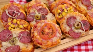 Mini Pizza Caseira Super Fofinha: Receita Fácil e Rápida para Fazer e Vender