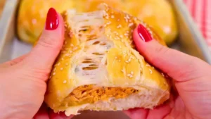 Salgado de Frango Cremoso com Queijo: Super Fofo, Perfeito para o seu Lanche