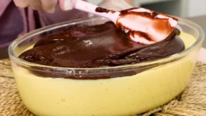 Sobremesa Cremosa de Maracujá com Chocolate: Simples, Rápida e Gostoso