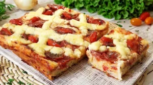 Torta de Calabresa com Requeijão, Perfeito Para um Lanche Entre Amigos