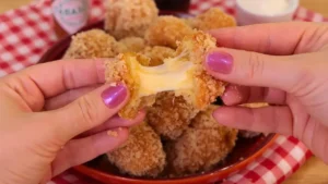 Bolinha de Queijo Perfeita: Receita Crocante e Cremosa para Fazer em Casa