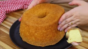 Bolo Branco Caseiro Super Fofo, O Segredo para a Massa Perfeita e Macia