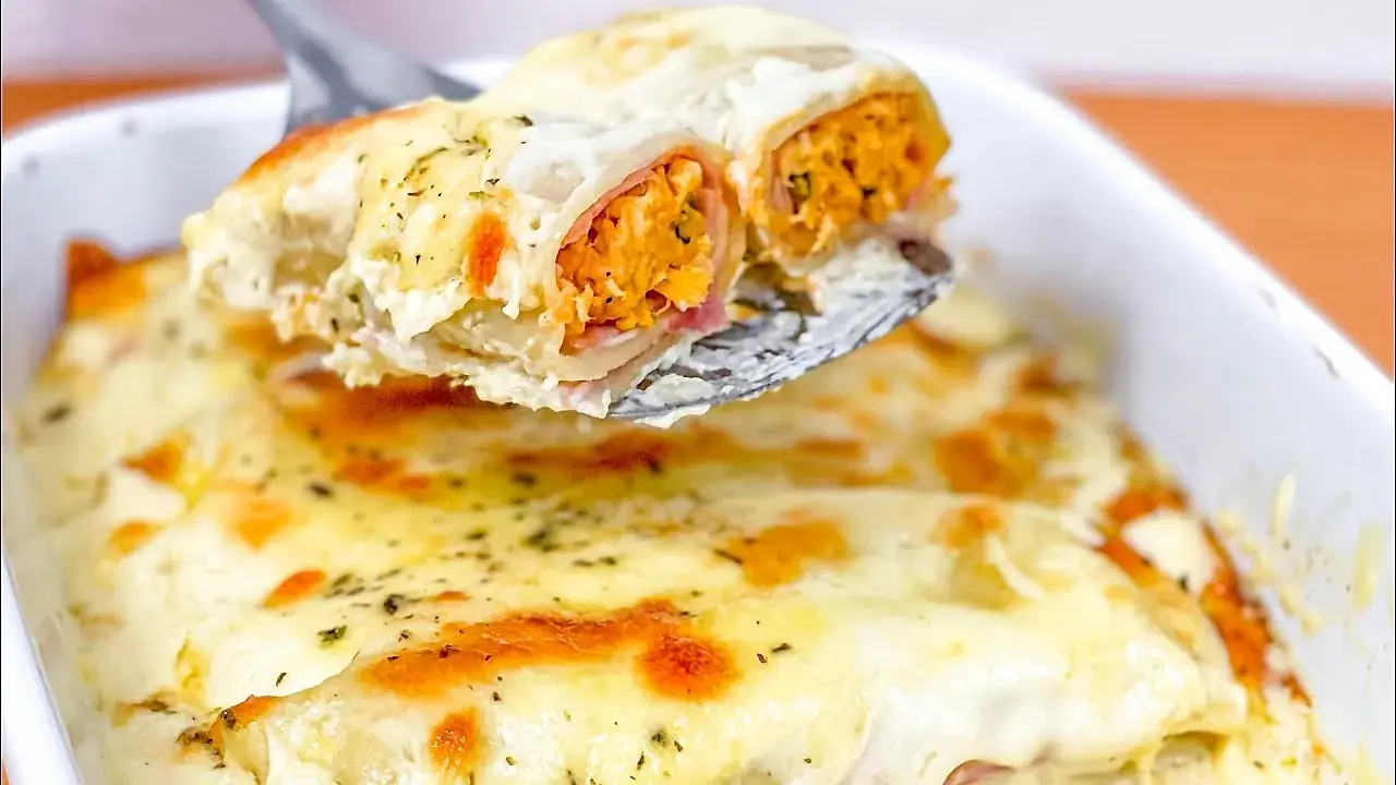 Lasanha Enrolada com Recheio de Frango Cremoso, Incrivelmente Gostoso