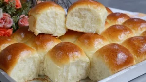 Pão Doce Fofinho Sem Sovar: Receita Fácil de Fazer