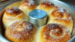 Pão Doce Mais Fofinho: Sem Sovar e com Apenas 3 Ingredientes