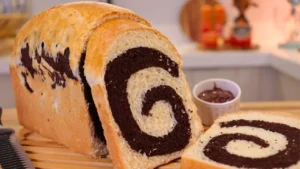 Pão Mesclado de Chocolate: Pão Fofinho e Fácil de Fazer