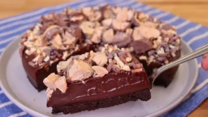 Torta Cremosa de Chocolate com Bombom, Vem Aprender a Fazer