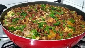 Arroz com Costela: Um Prato Completo que Vai Encantar a Sua Mesa