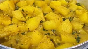 Batata ao Molho: Uma Delícia Prática para Acompanhar suas Refeições