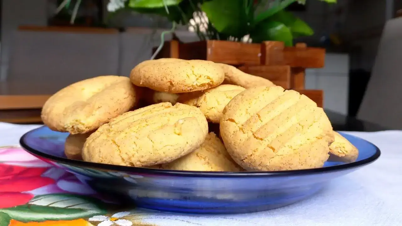 Biscoito de Fubá: Uma Delícia que Derrete na Boca com Café
