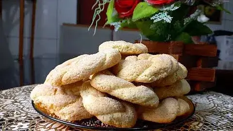 Bolacha Caseira Que Derrete na Boca: Receita Fácil e Econômica Para o Seu Café