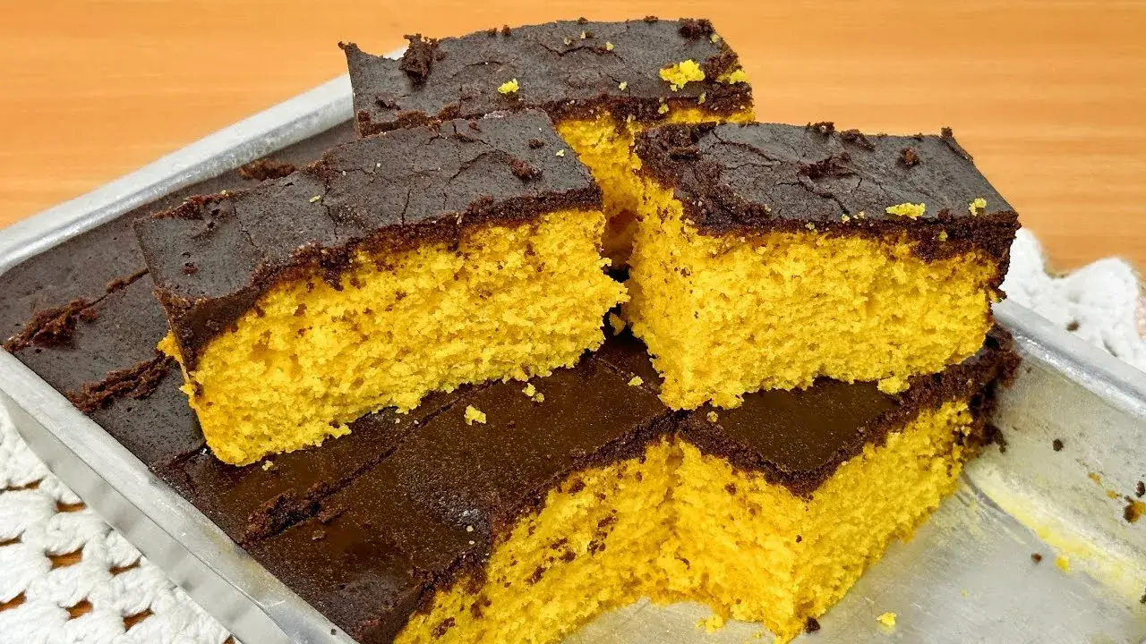 Bolo de Cenoura Tradicional: Maciez e Crocância Que Você Vai Amar