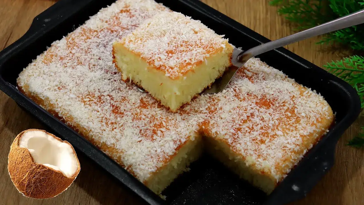 Bolo de Coco Sem Farinha: Receita Fofinha e Econômica para Surpreender