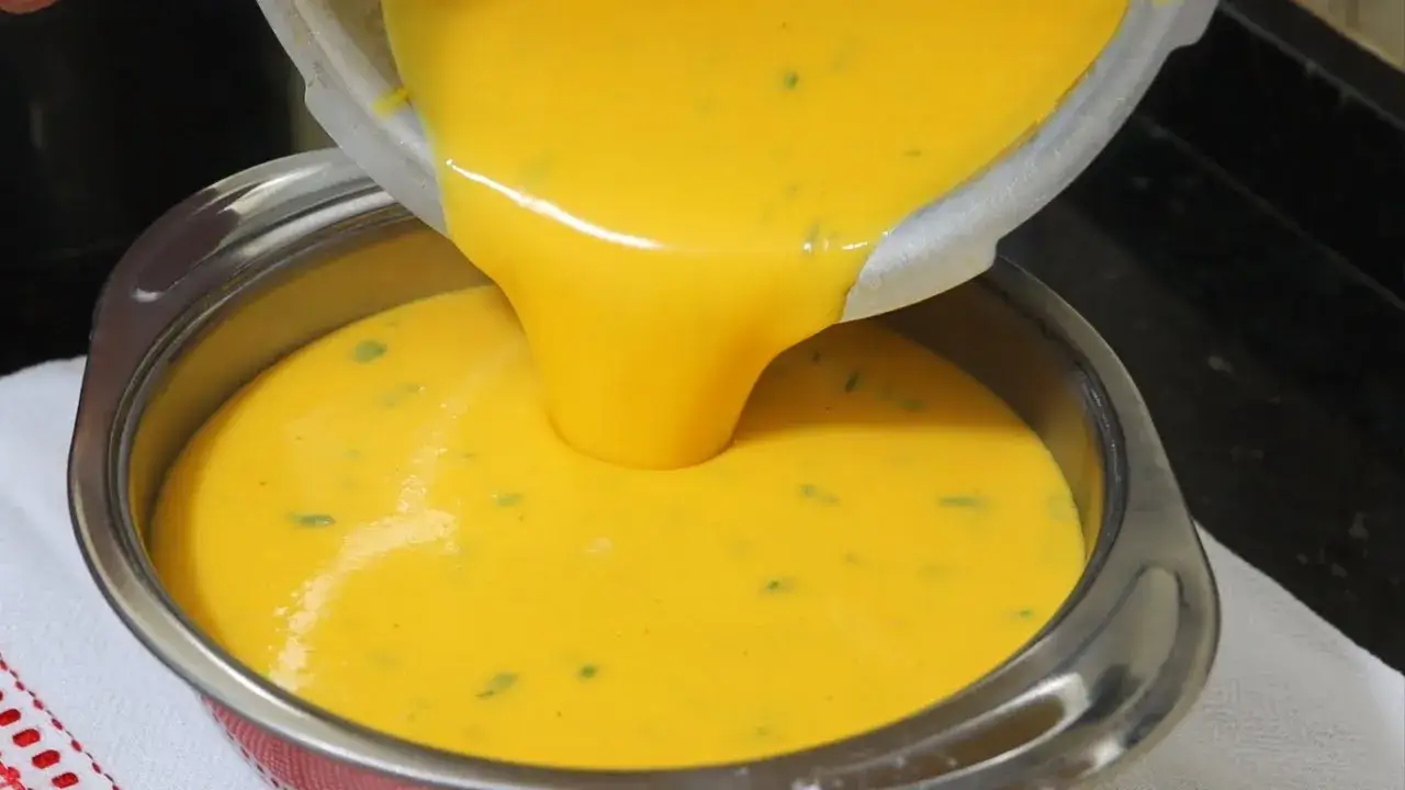 Caldo de Batata Cremoso com Cenoura para Aquecer os Dias Frios