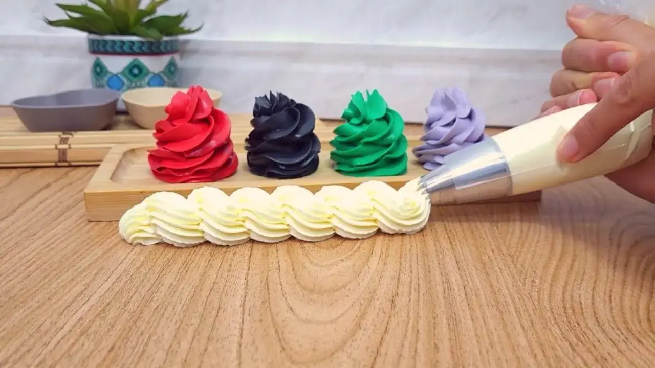 Cobertura para Bolo: Aprenda a Fazer o Melhor Creme de Manteiga Fácil e Delicioso