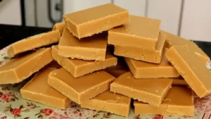 Doce de Leite Caseiro Perfeito: Simples e com Sabor de Infância