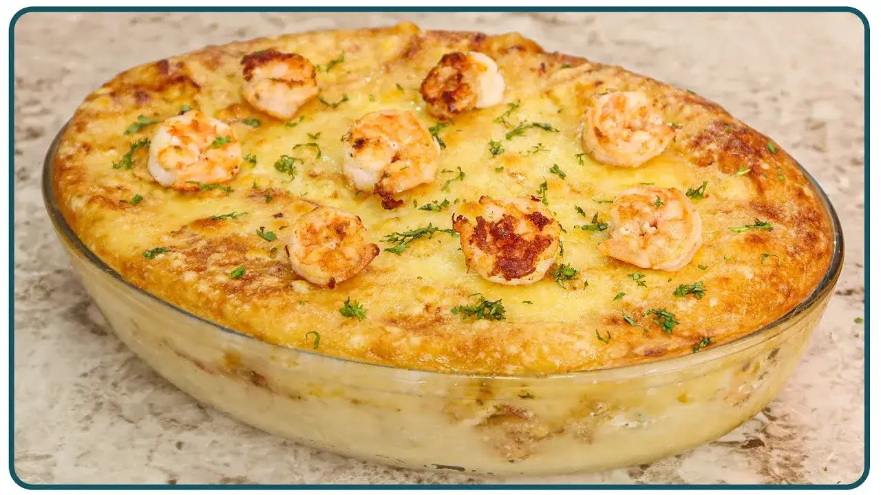 Escondidinho de Camarão Cremoso e Gratinado: Um Clássico Para Reunir a Família