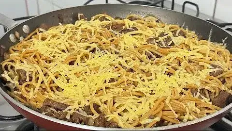 Espaguete com Iscas de Carne: A Receita que Vai Conquistar Seu Almoço