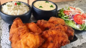 Almoço Simples: Frango Empanado Crocante com Arroz Soltinho e Creme de Milho Cremoso