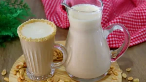 Bebida Quente de Amendoim Cremosa para Esquentar Seu Inverno Vem Aprender