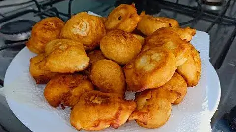 Bolinho de Chuva com Poucos Ingredientes: Receita Fácil, Rápida e Deliciosa