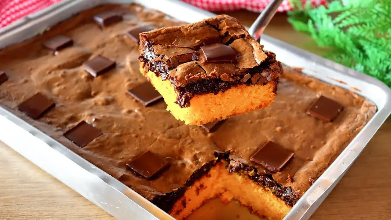 Bolo de Cenoura com Cobertura de Brownie: Receita Para Você Fazer em Casa