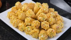 Canudinho Recheado com Salada de Maionese Simples, Gelado e Cheio de Sabor