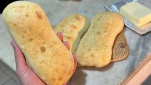 Pão Ciabatta Caseiro: Receita Fácil e Crocante para Sanduíches