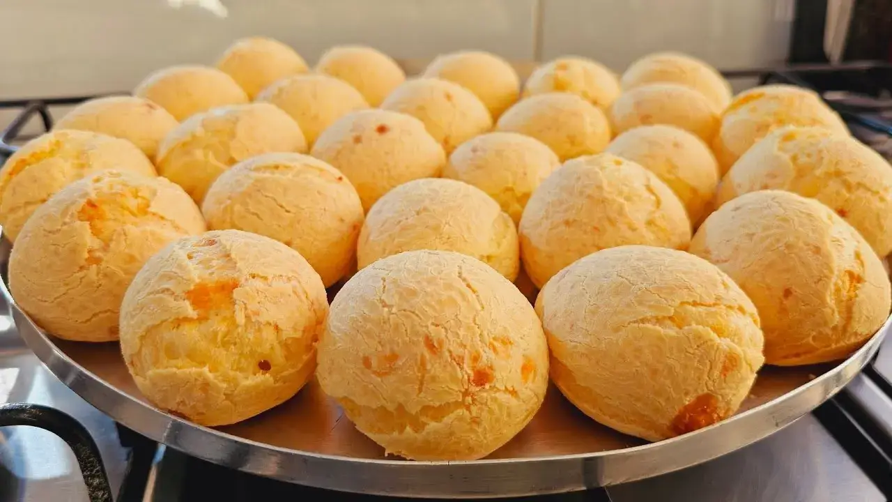 Pão de Queijo com Polvilho Doce: Receita Tradicional e Fácil de Fazer