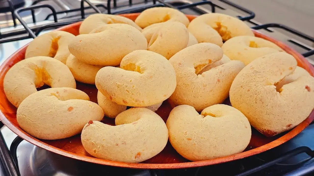 Biscoito de Polvilho com Flocão se Milho Crocante e Macio