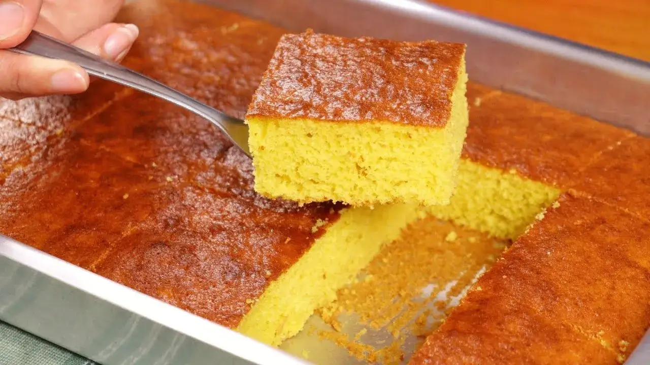 Bolo De Laranja Fofinho Com Uma Laranja