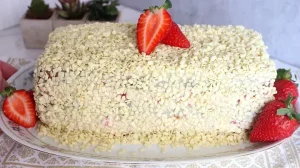 Bolo de Morango com Brigadeiro Branco Bem Fácil de Fazer